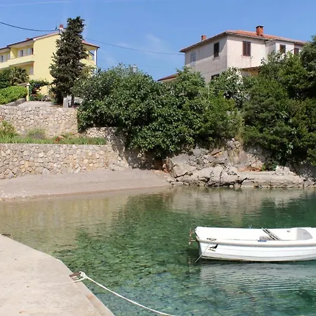 Διαμέρισμα With Parking Space Vantacici, Krk - 20507 Malinska
